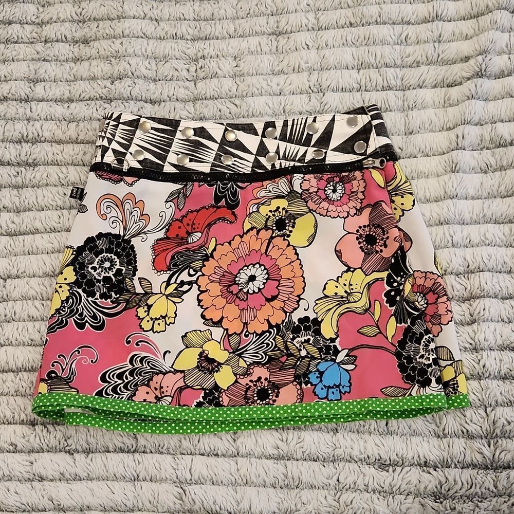 Zand Amsterdam reversible super colorful mini skirt! Such a unique skirt!